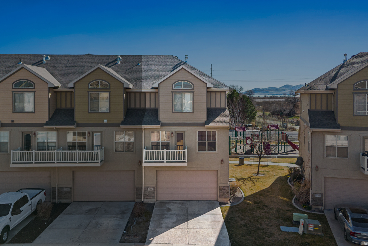 SPRING CREEK RANCH - Residential
