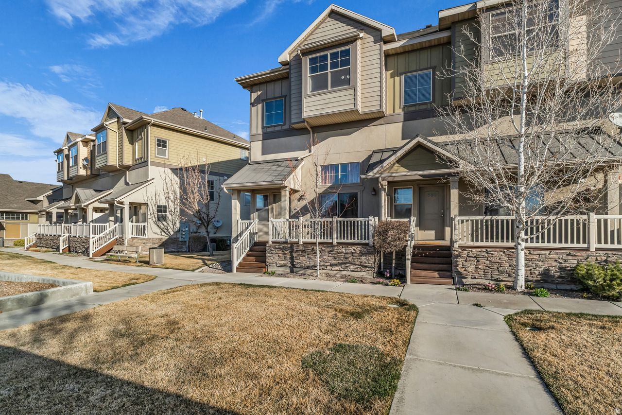 SPRING CREEK RANCH - Residential