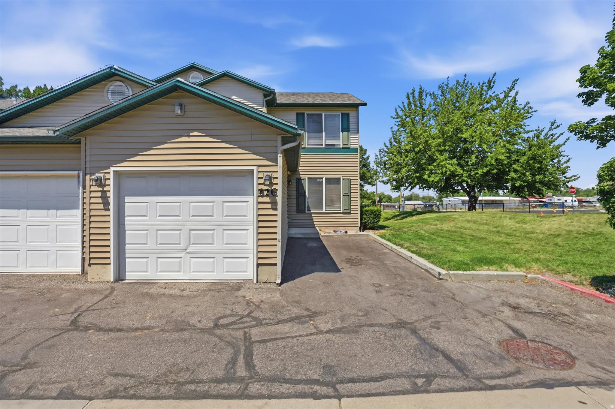 ASPEN VILLAGE TOWNHO - Residential
