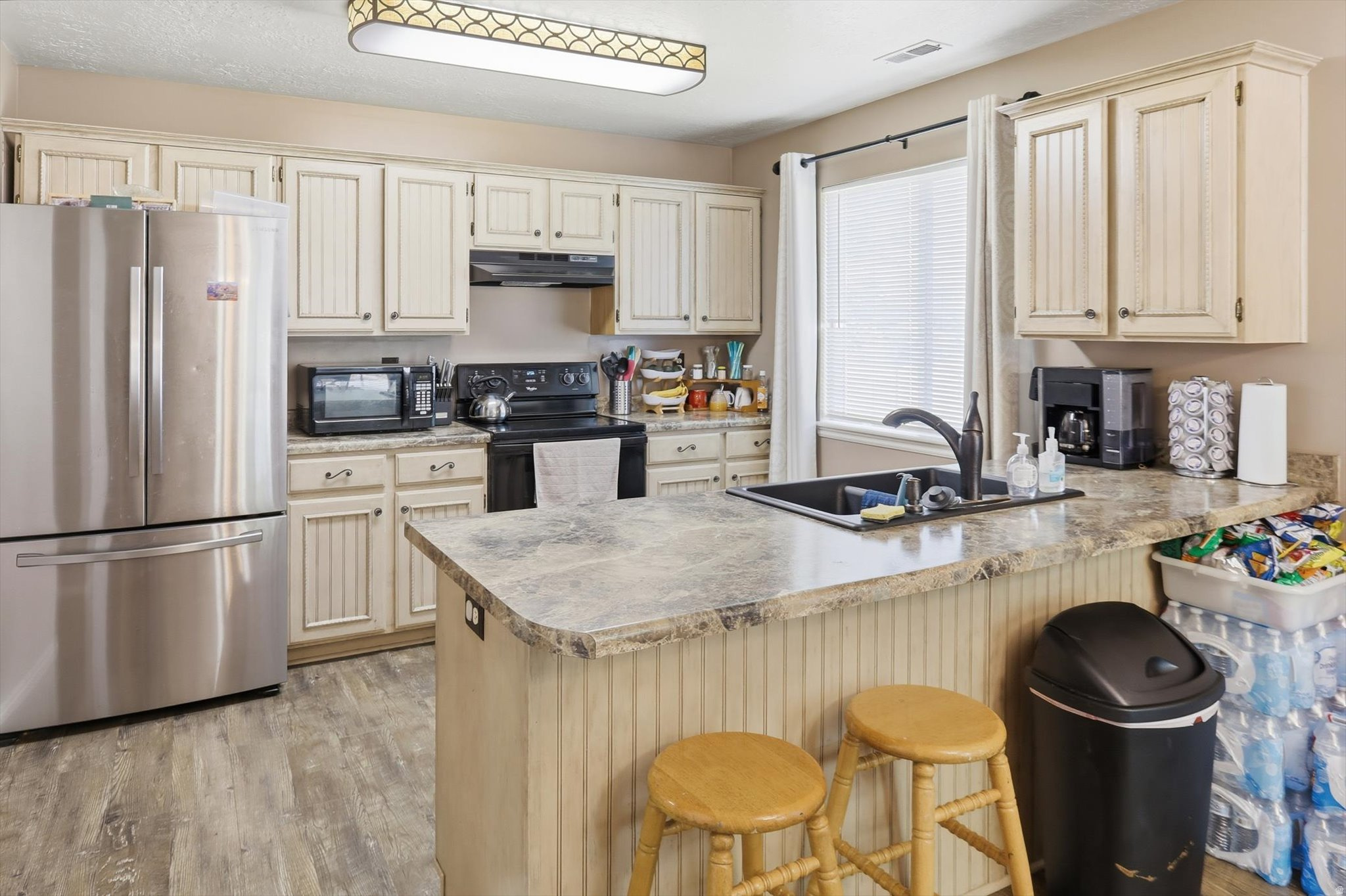 ASPEN VILLAGE TOWNHO - Residential