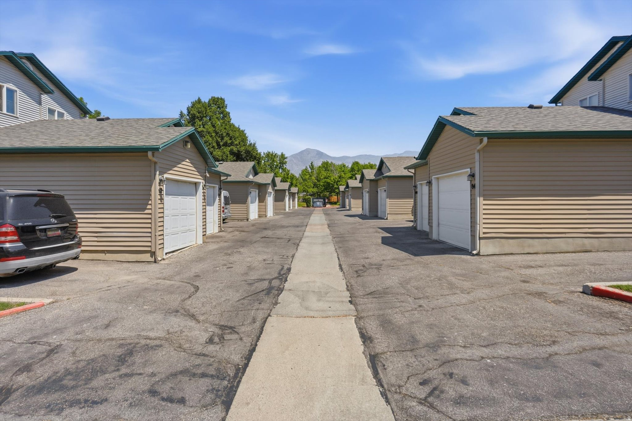 ASPEN VILLAGE TOWNHO - Residential