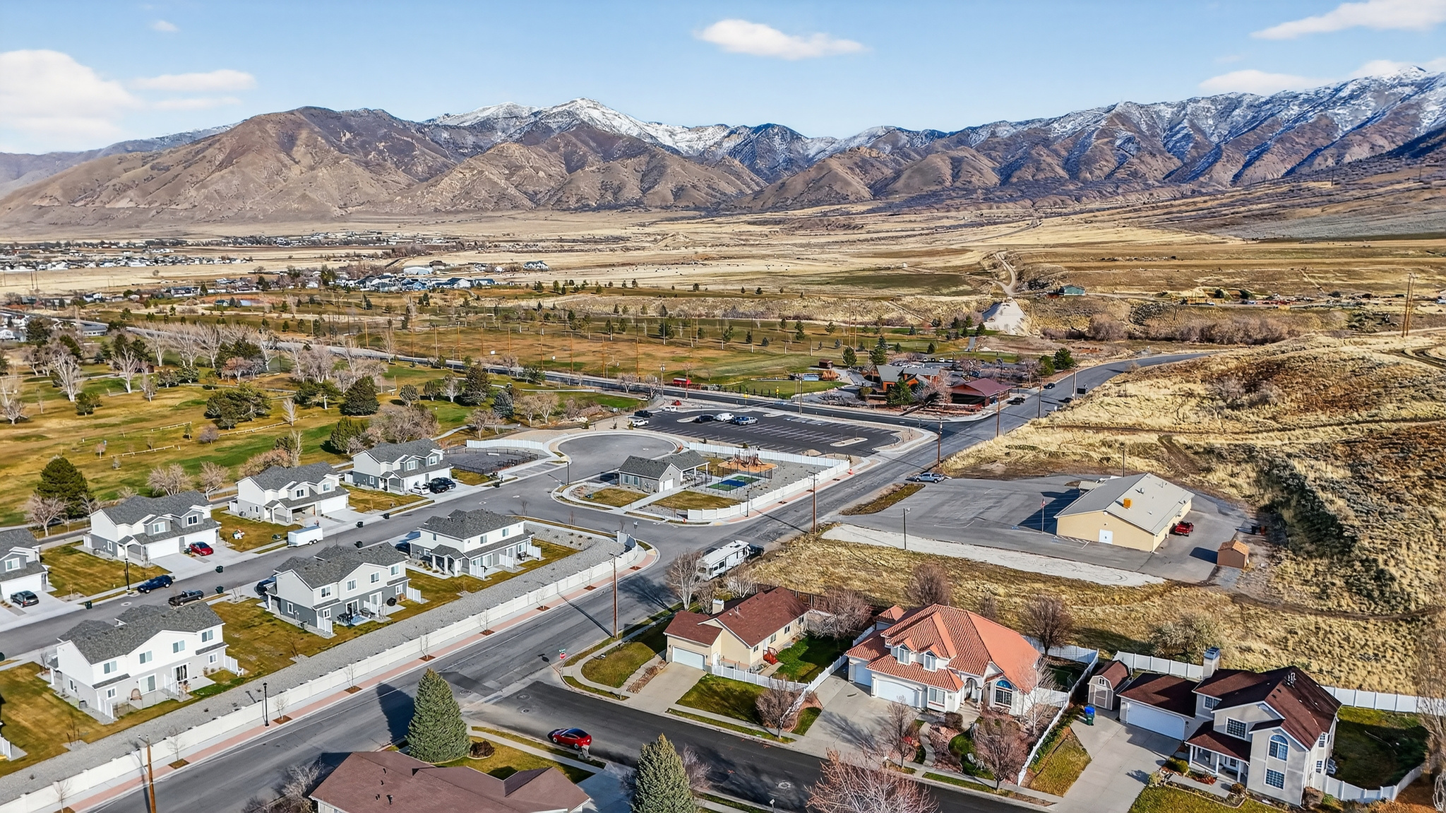 VINE STREET VILLAS - Residential