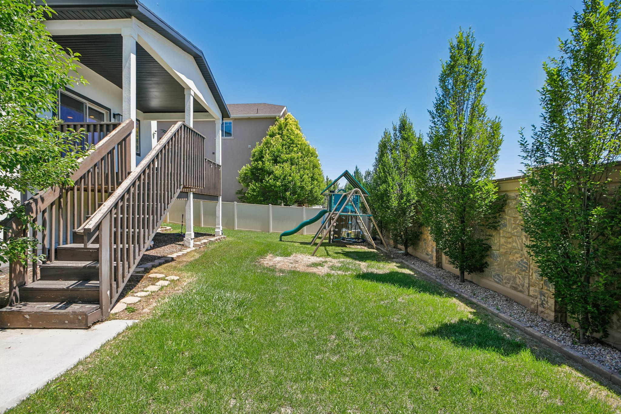 JORDAN HEIGHTS - Residential