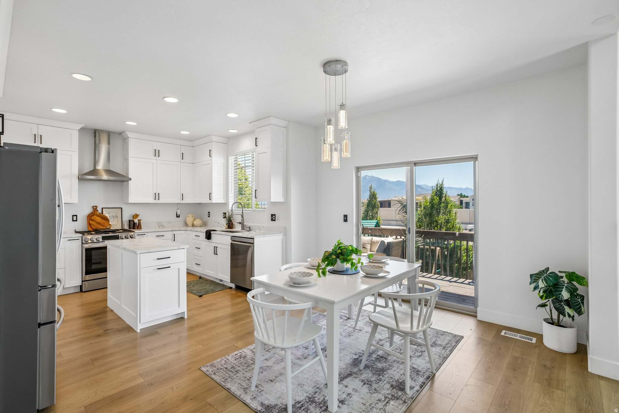 JORDAN HEIGHTS - Residential
