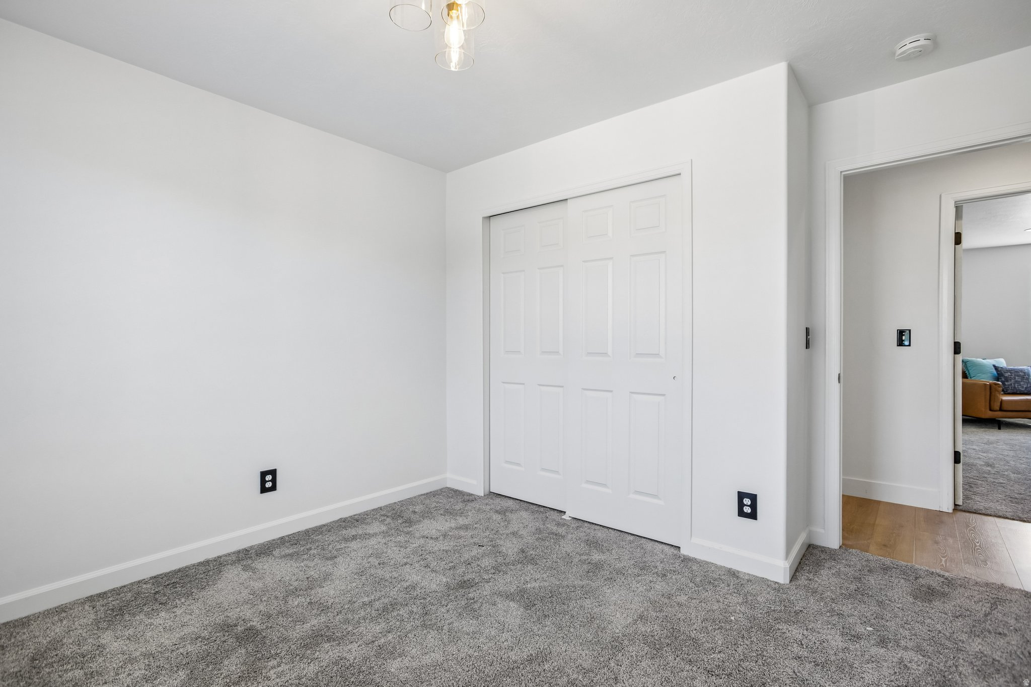 JORDAN HEIGHTS - Residential
