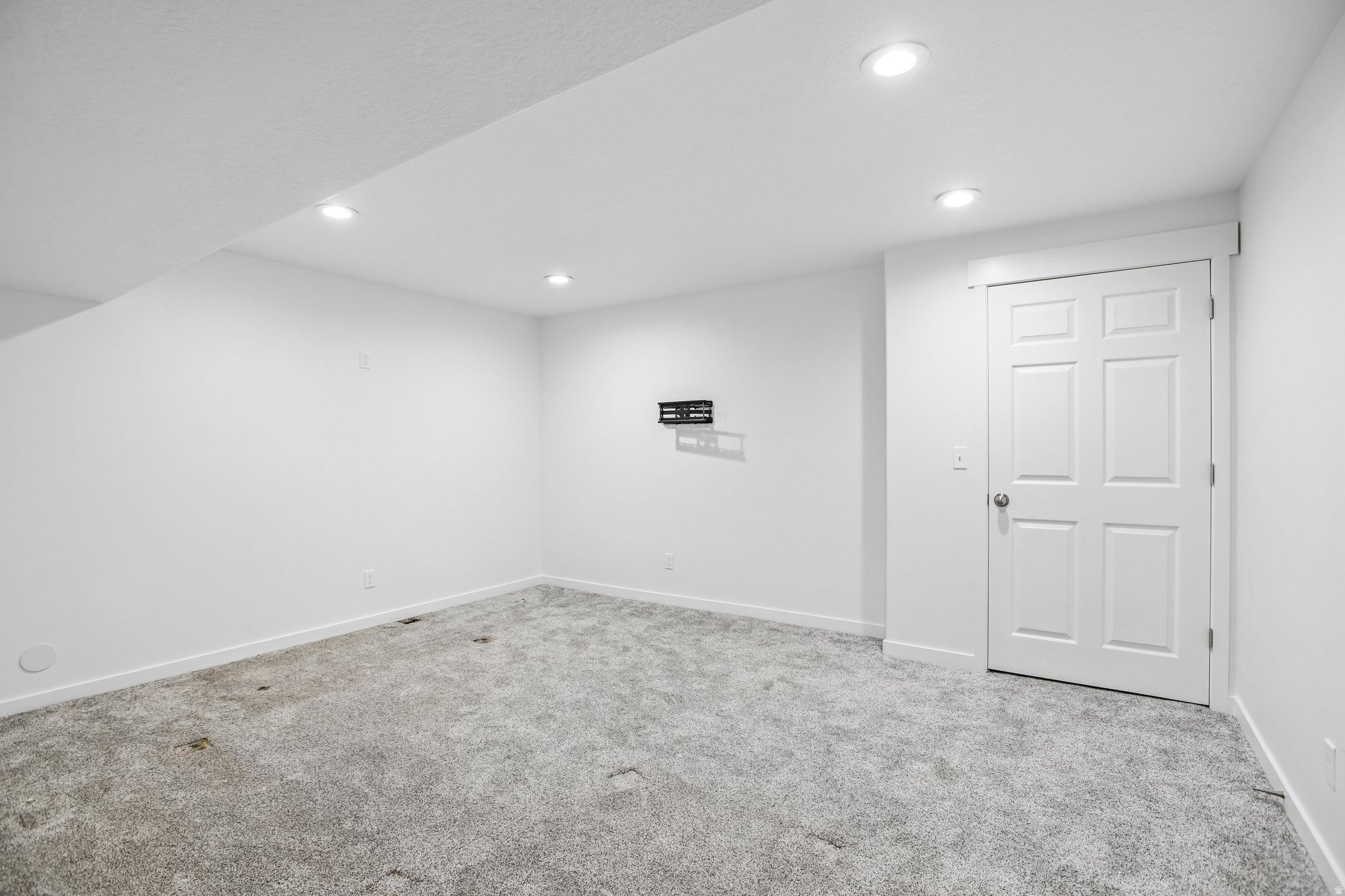 JORDAN HEIGHTS - Residential