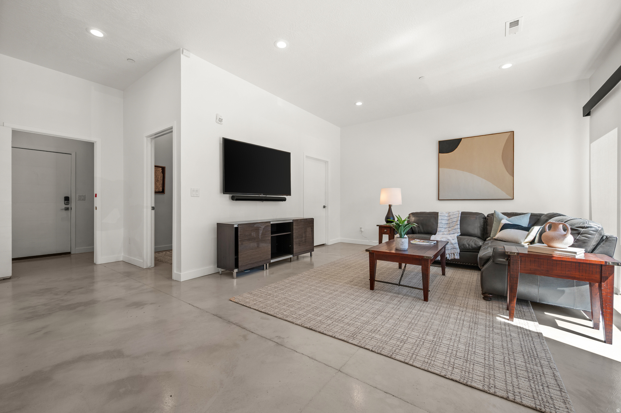 EVANS SQUARE - Residential