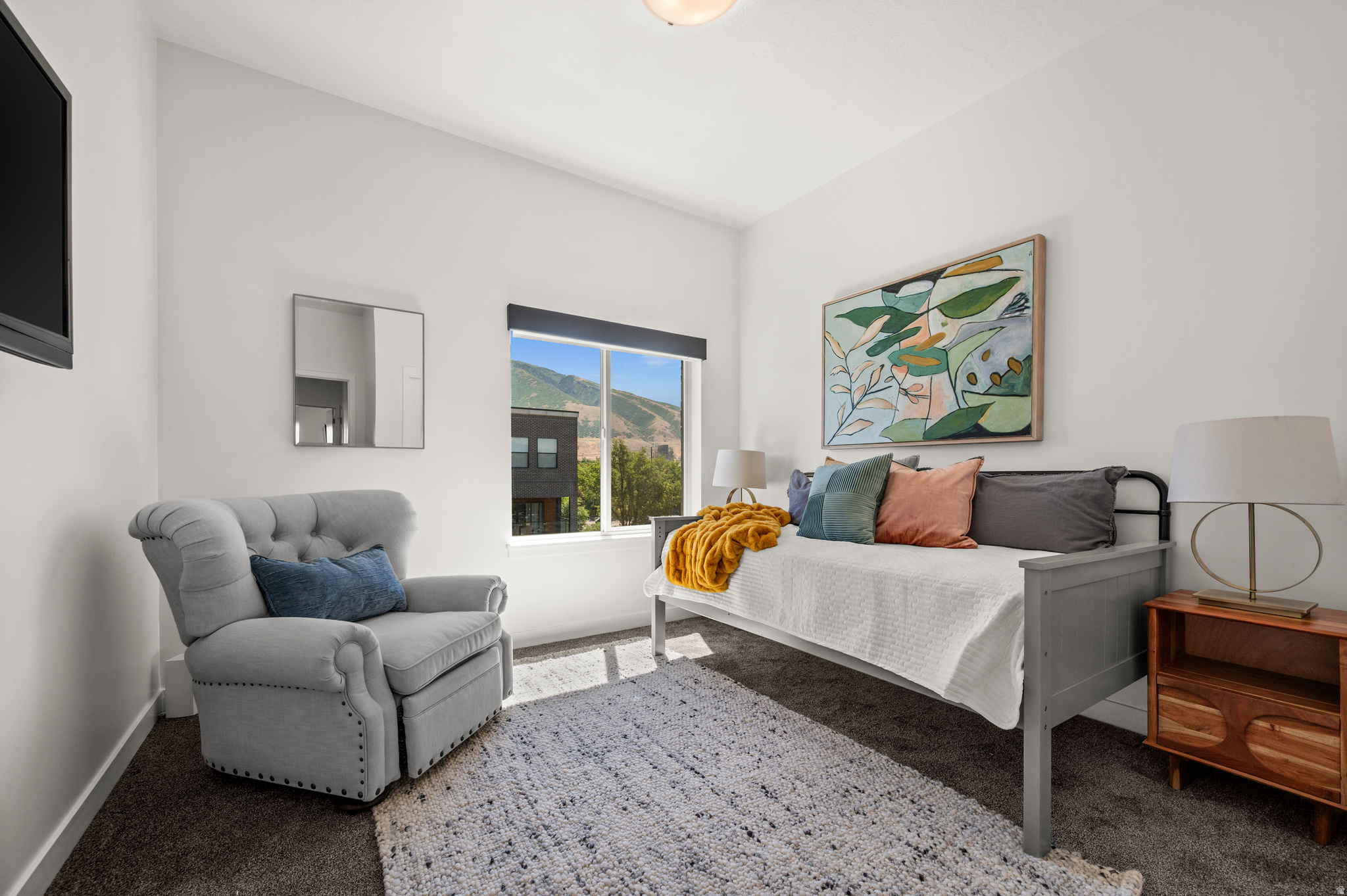EVANS SQUARE - Residential
