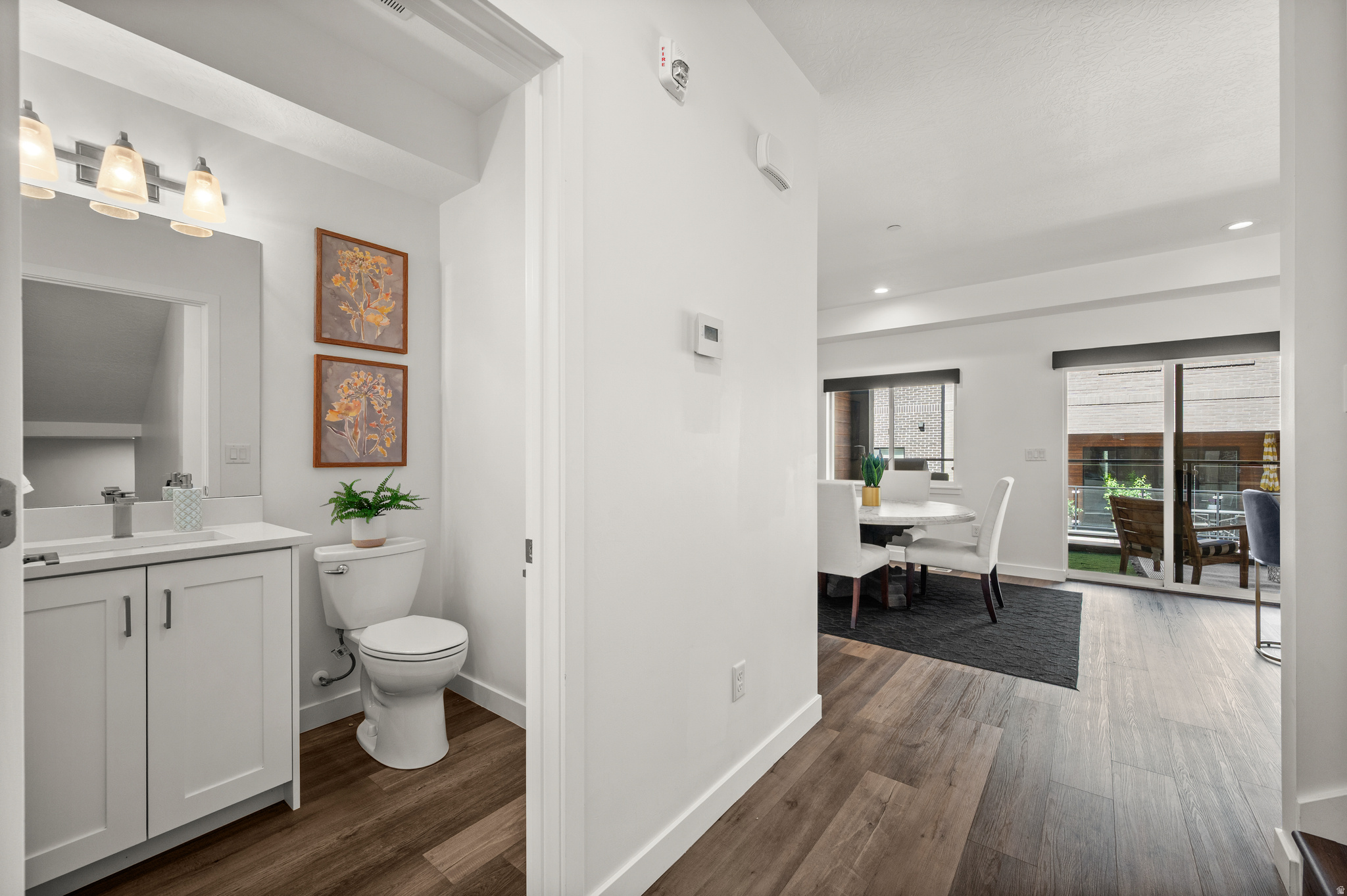 EVANS SQUARE - Residential