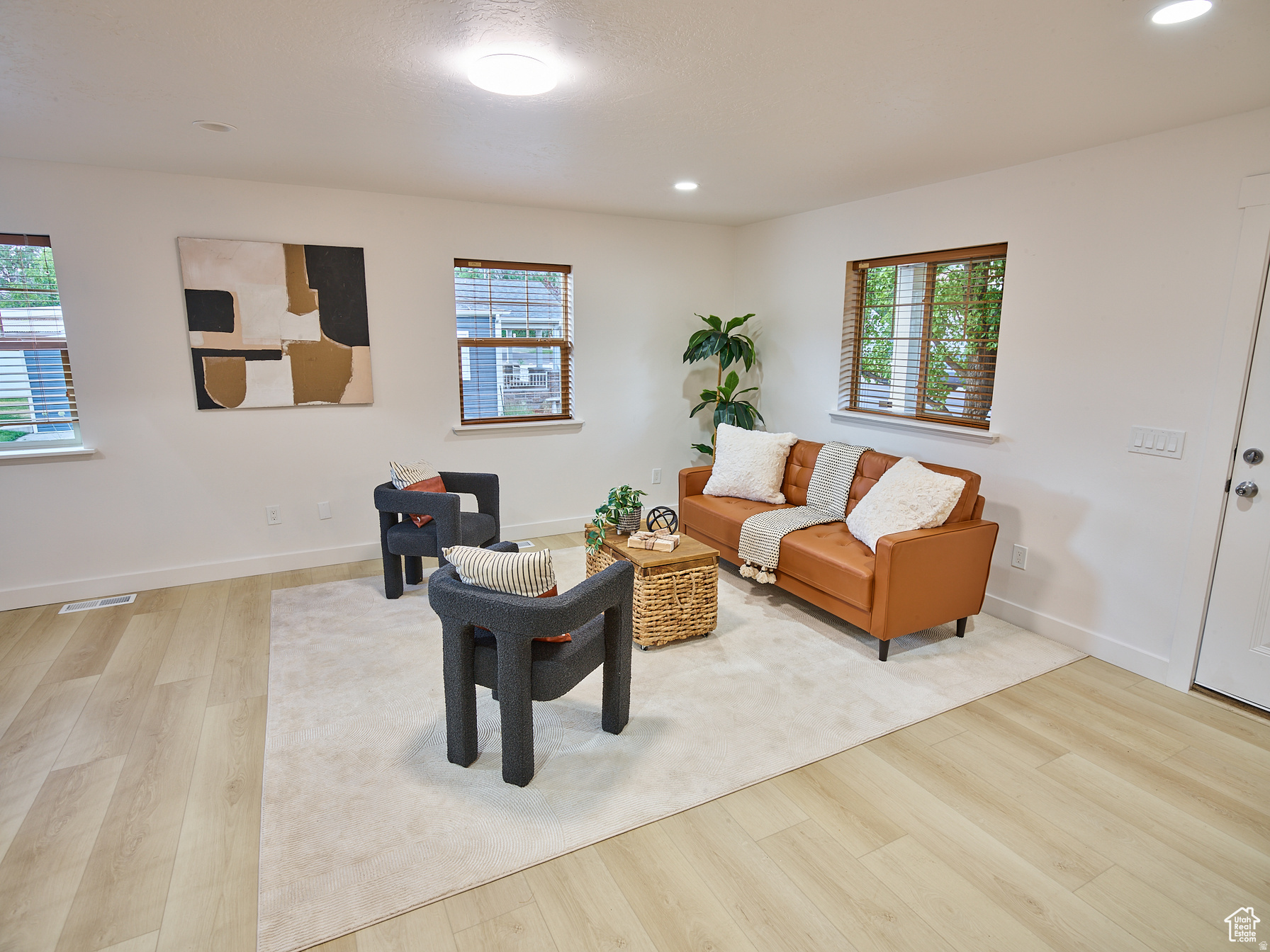 PLACE ON 9TH - Residential