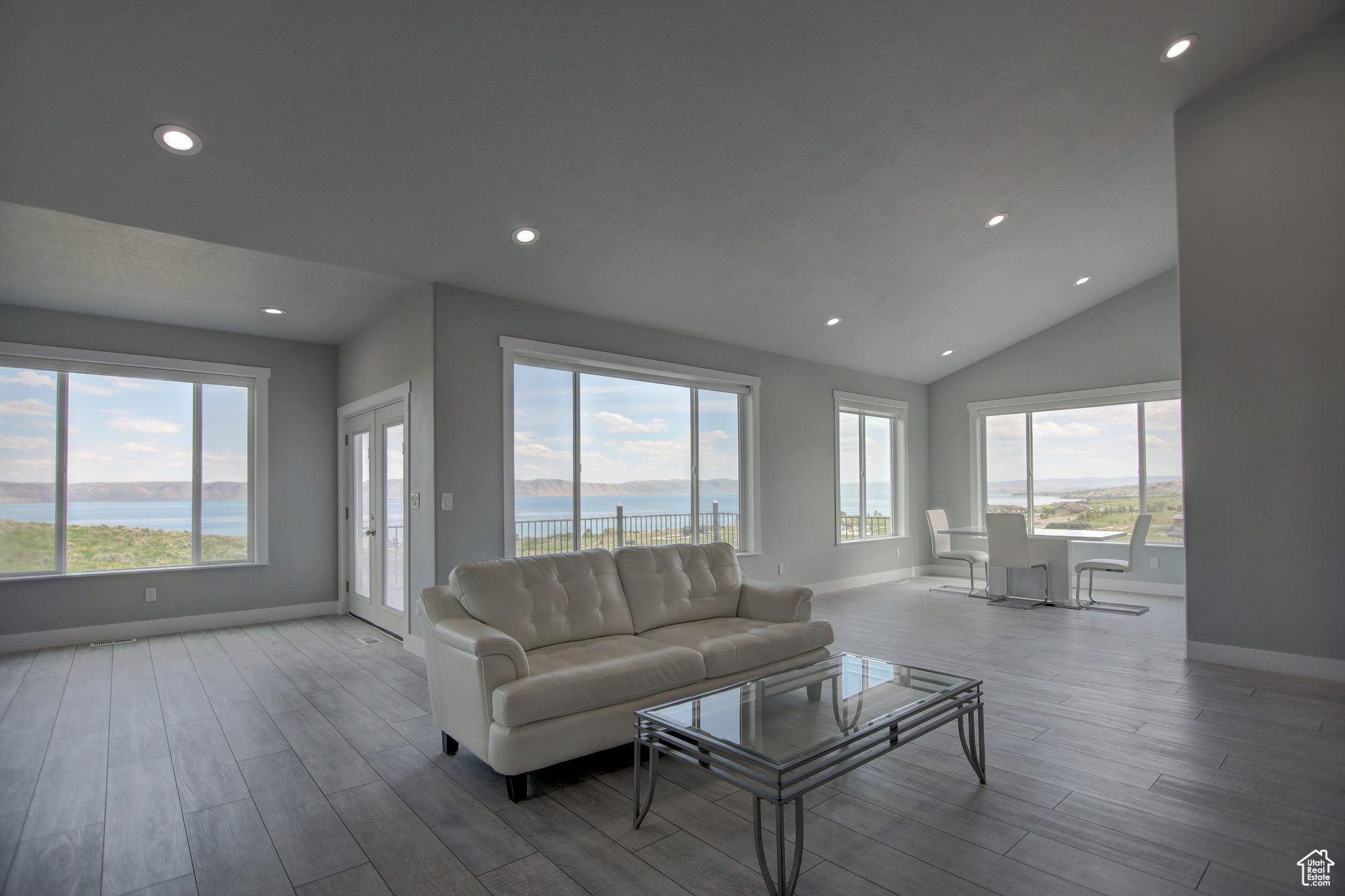 ASPEN CREEK MEADOWS - Residential