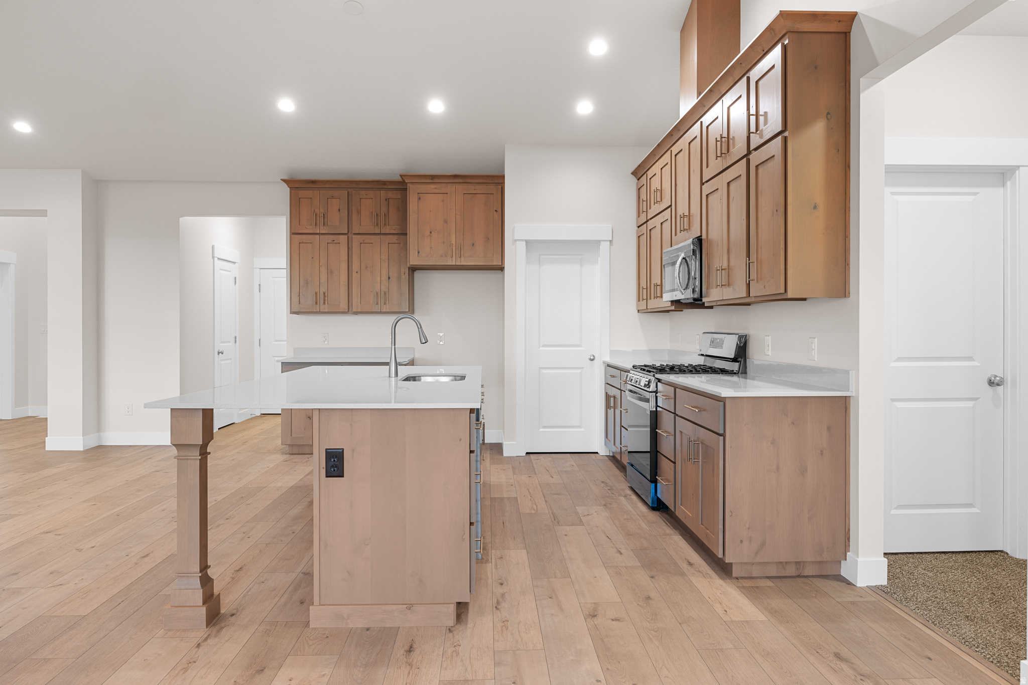 OAKRIDGE COVE - Residential