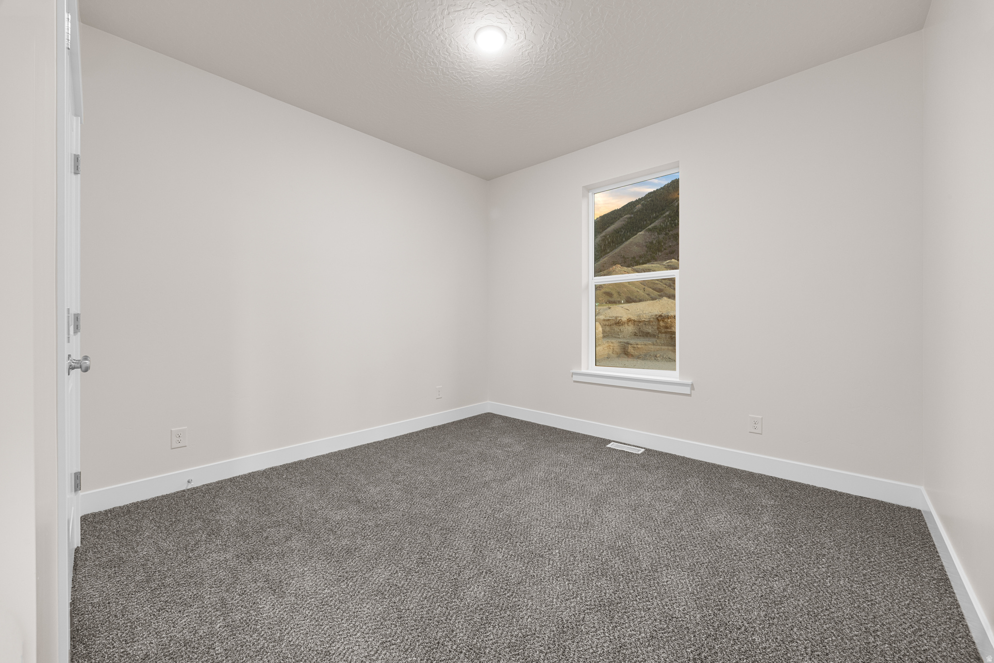 OAKRIDGE COVE - Residential