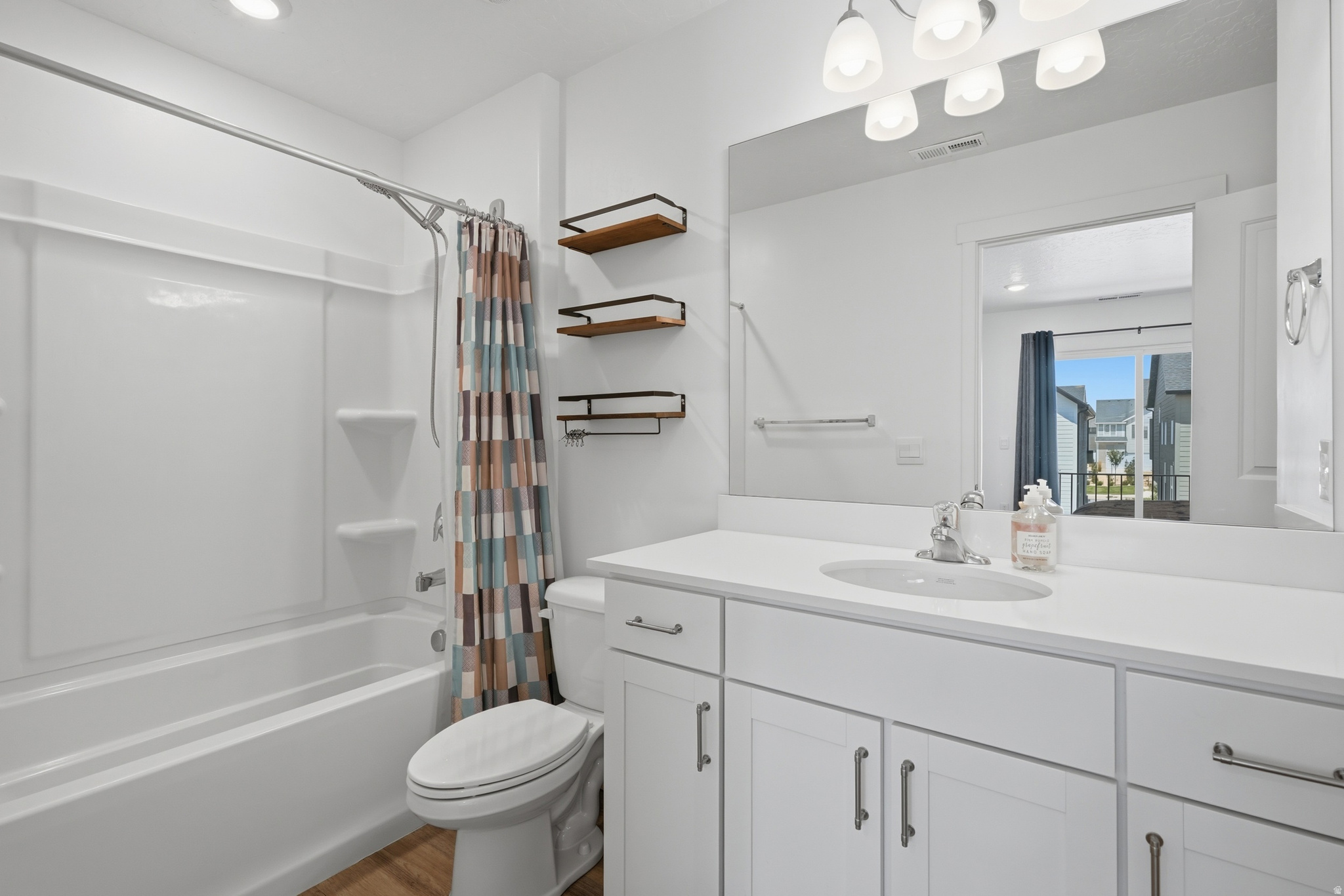 COLD SPRING RANCH - Residential