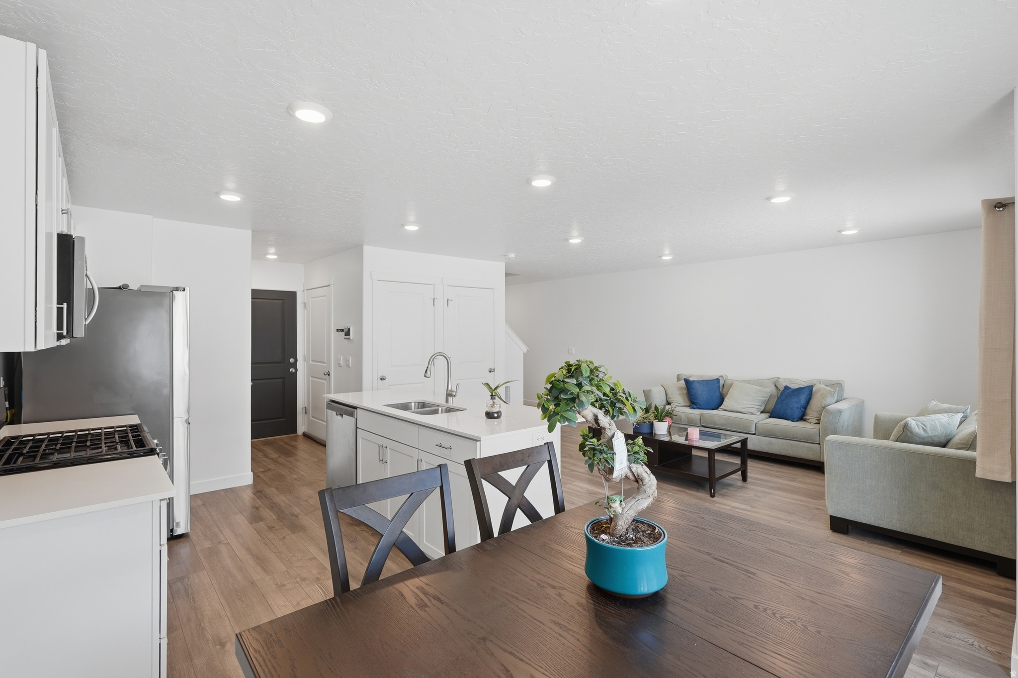 COLD SPRING RANCH - Residential