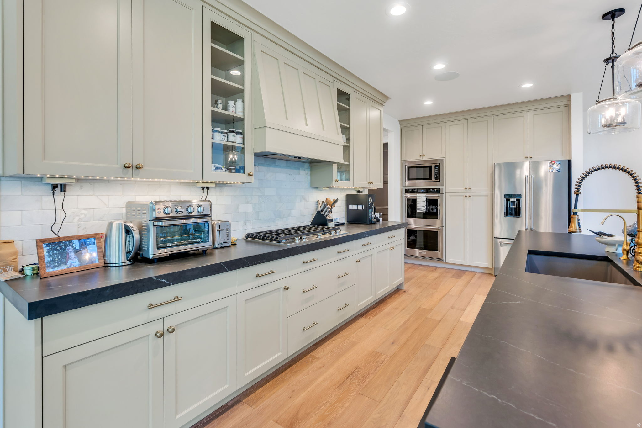 DEUEL CREEK PLACE SU - Residential