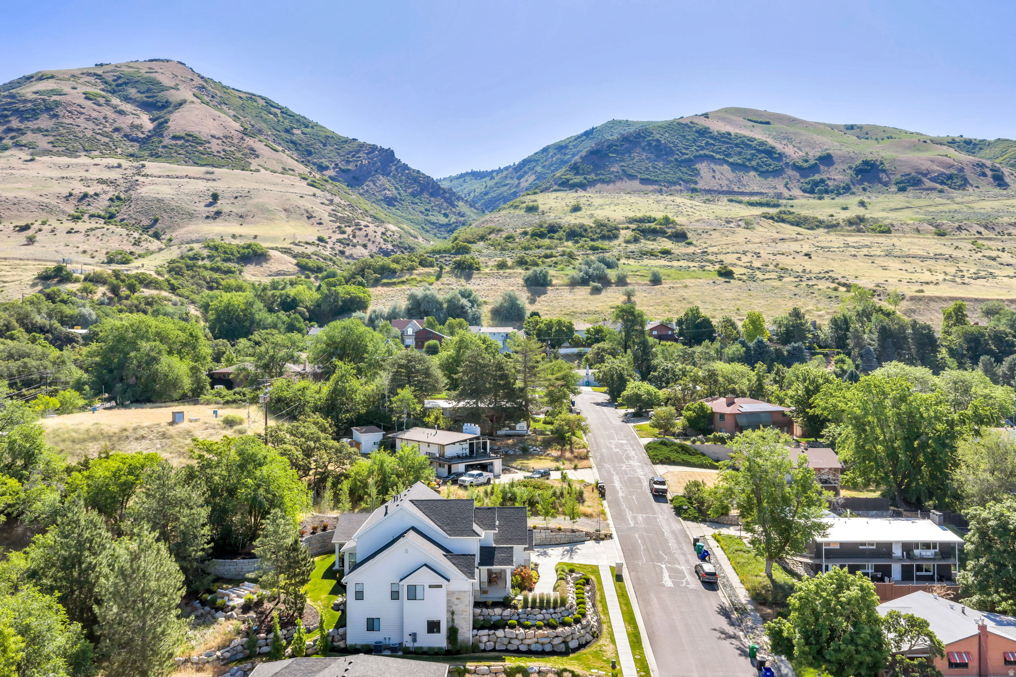 DEUEL CREEK PLACE SU - Residential