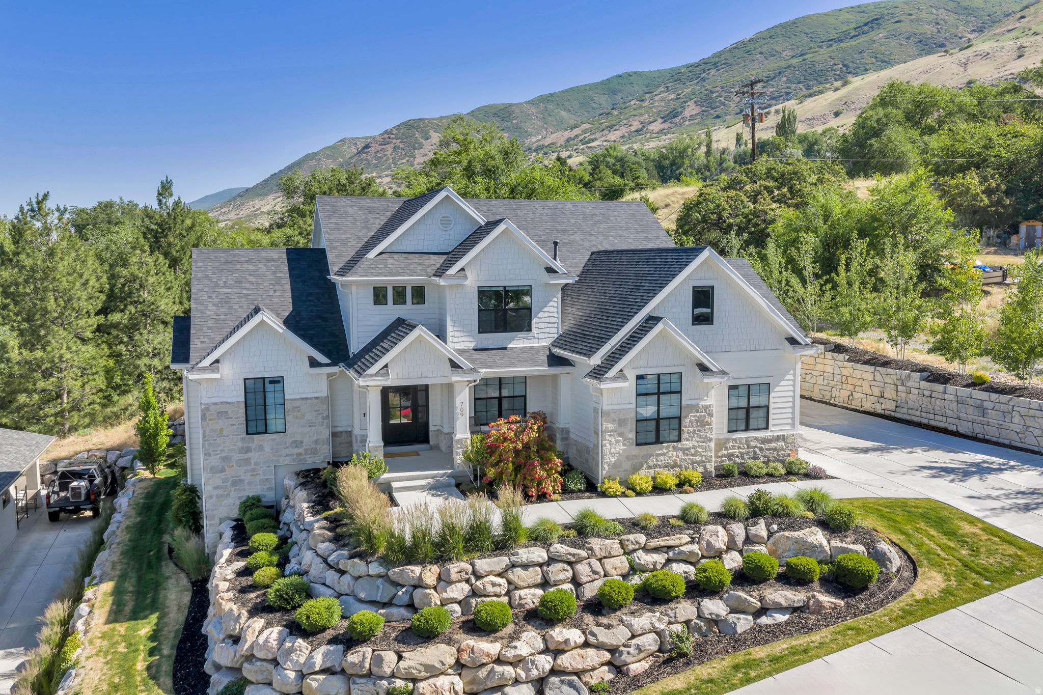 DEUEL CREEK PLACE SU - Residential
