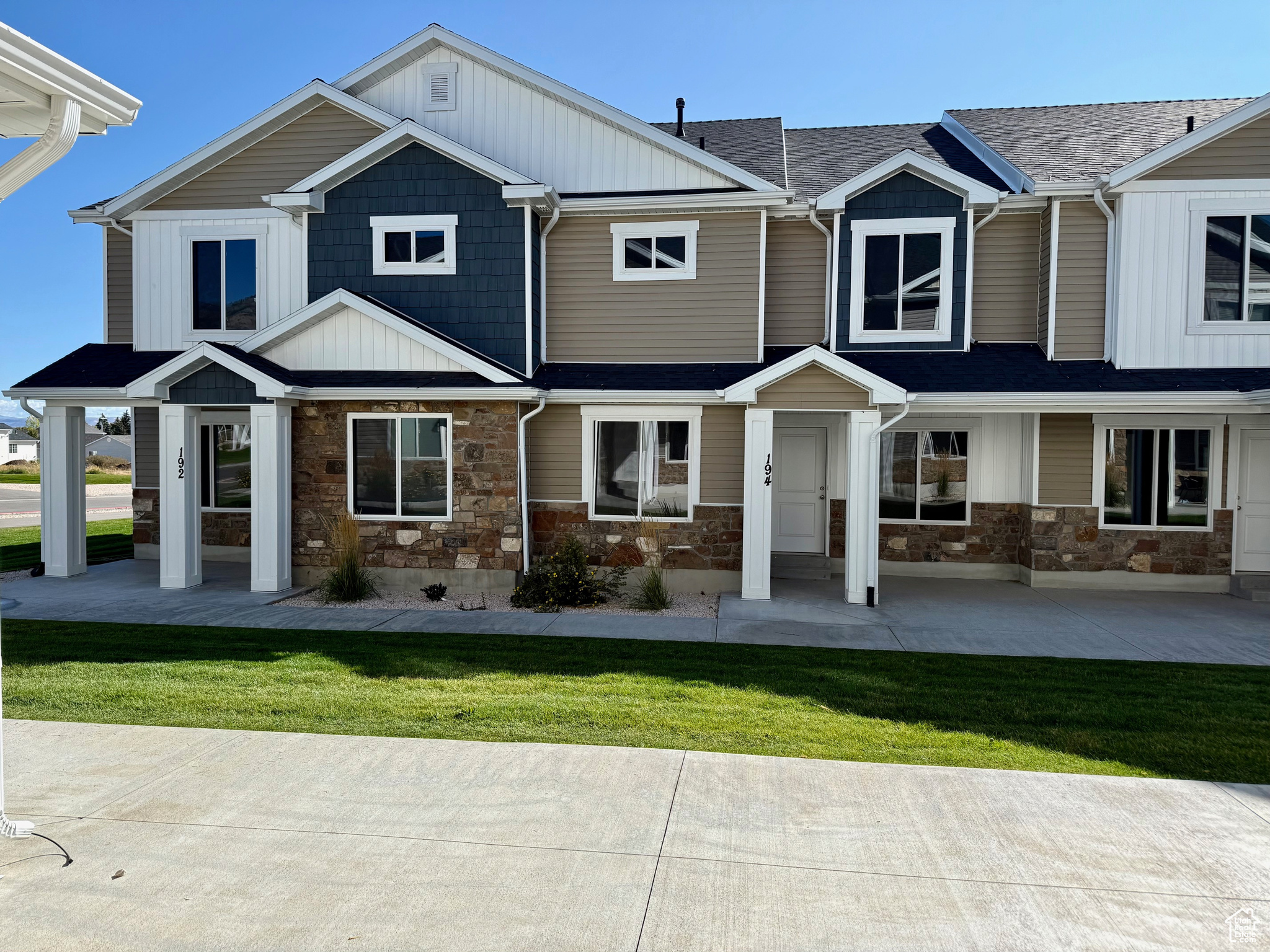 Located in the heart of Garden City in beautiful Bear Lake!  Walking distance to shops and restaurants.  Nightly rentals allowed.  City Pickleball courts across the street from the subdivision, access to bike path, approx. 15 min to Beaver Mtn Ski Resort.  Enjoy Bear Lake year round!  Don't hesitate getting your Bear Lake get-away! Call today!   Square footage figures are provided as a courtesy estimate only and were obtained from building plans.  Buyer is advised to obtain an independent measurement.