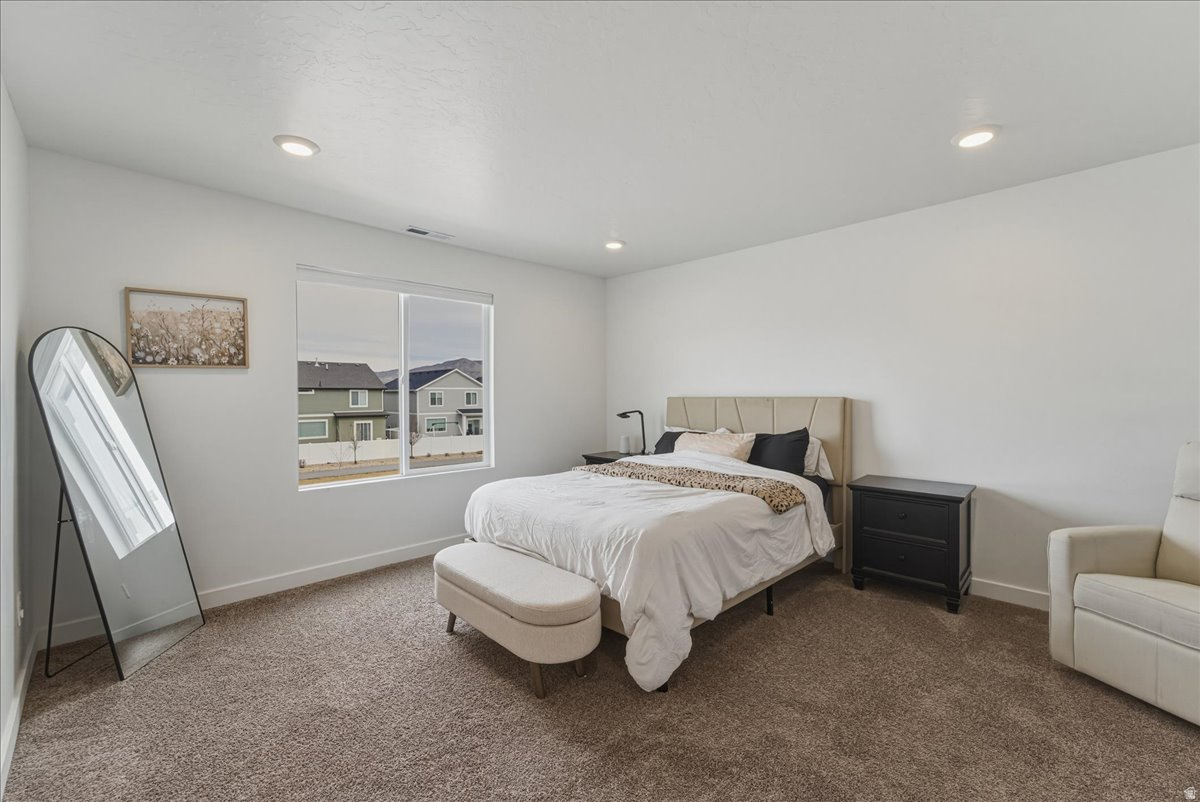 SPRING RANCH - Residential