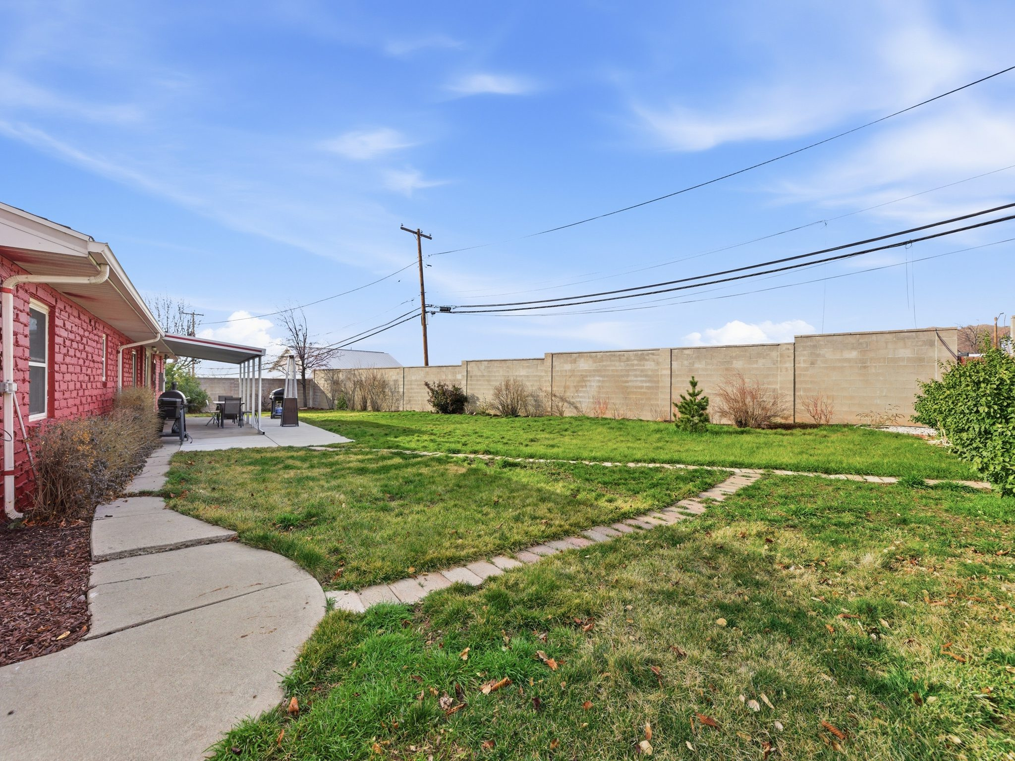 LORAN HEIGHTS ADD - Residential Lease
