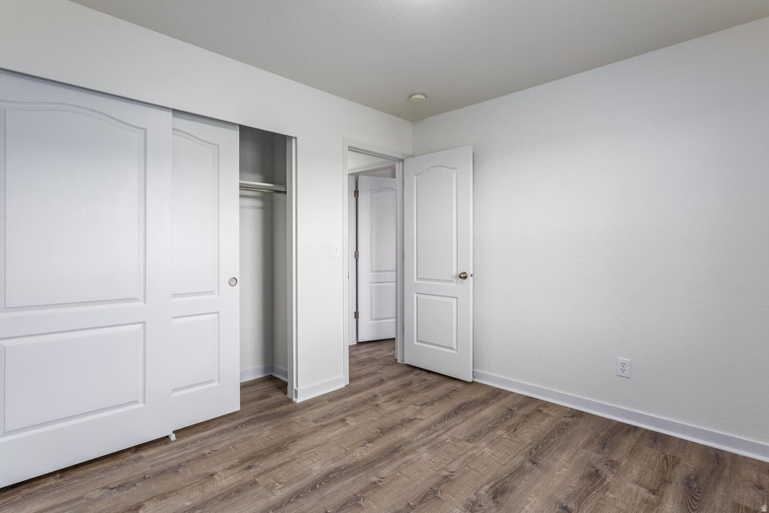 TRAILSIDE - Residential Lease