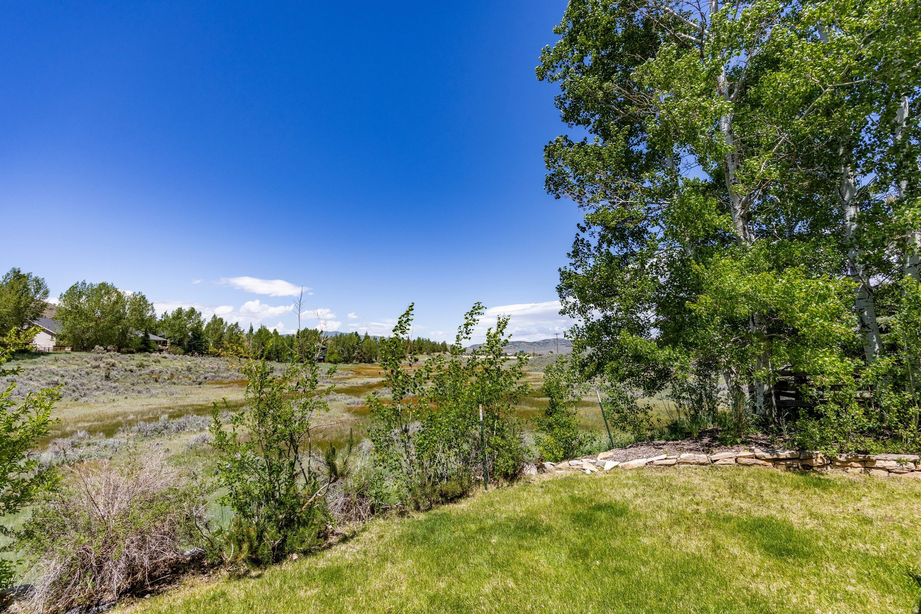 TRAILSIDE - Residential Lease