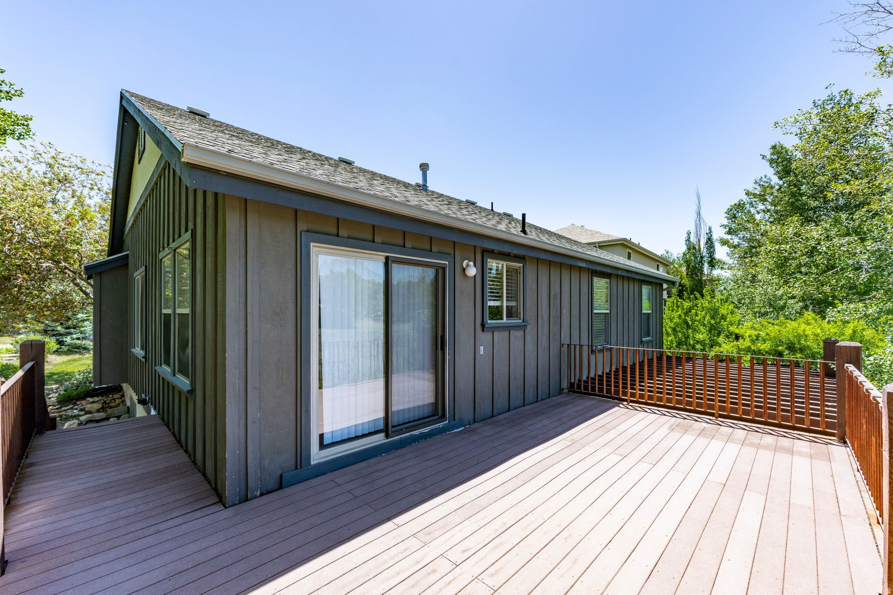TRAILSIDE - Residential Lease