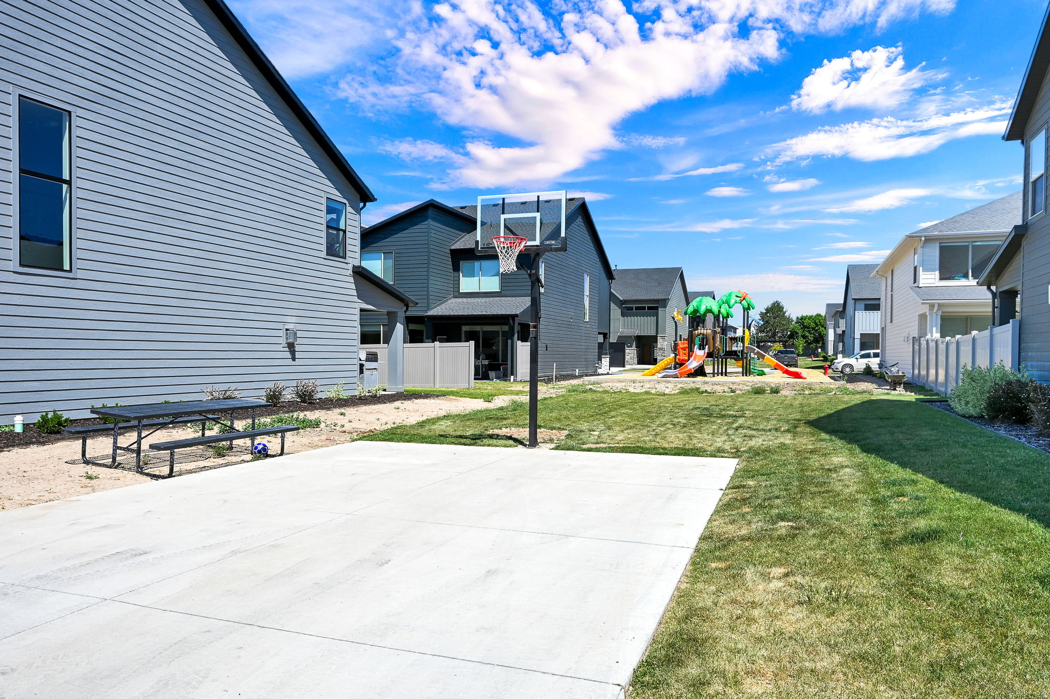 ANTELOPES EDGE - Residential