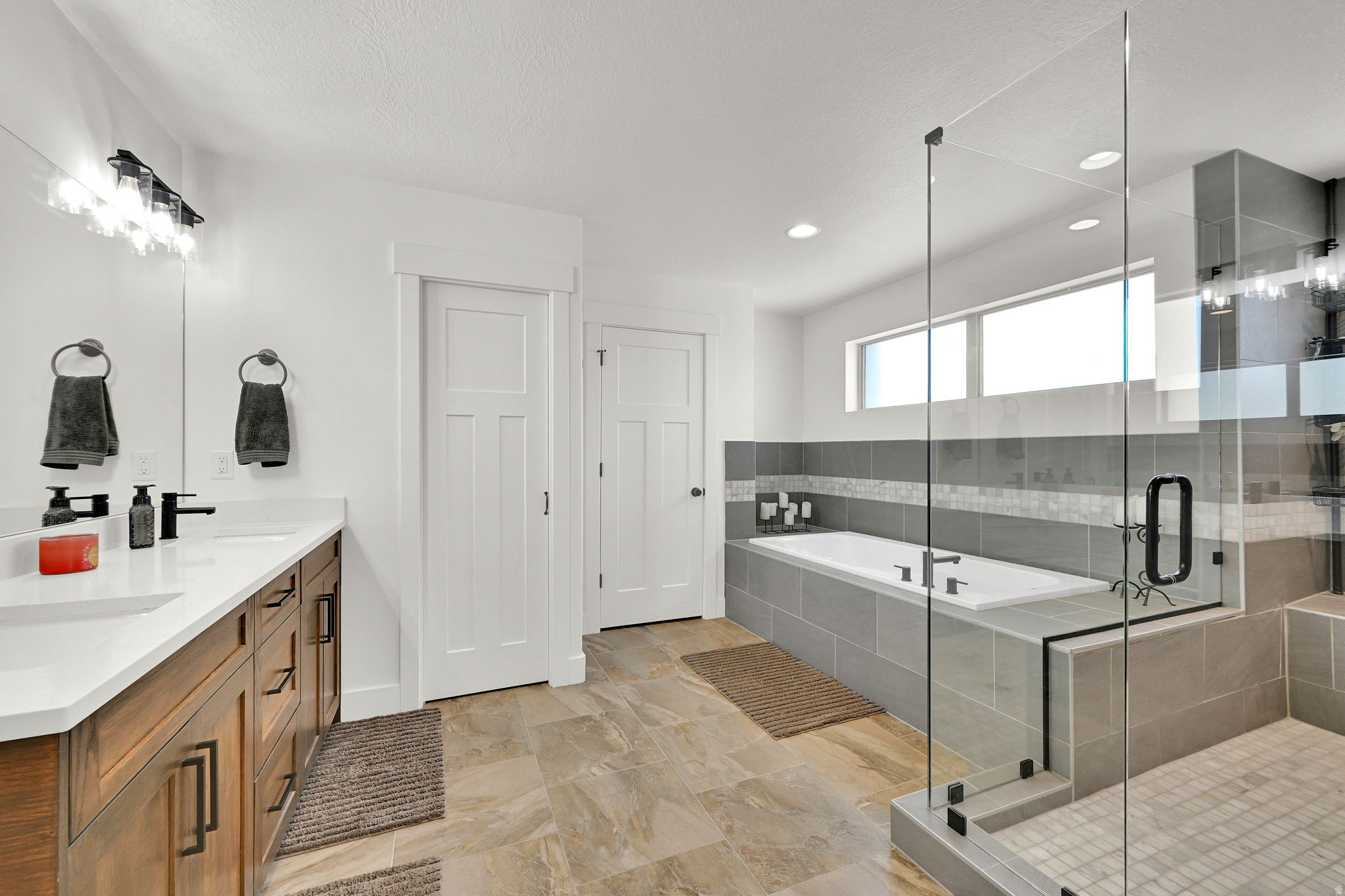 ANTELOPES EDGE - Residential