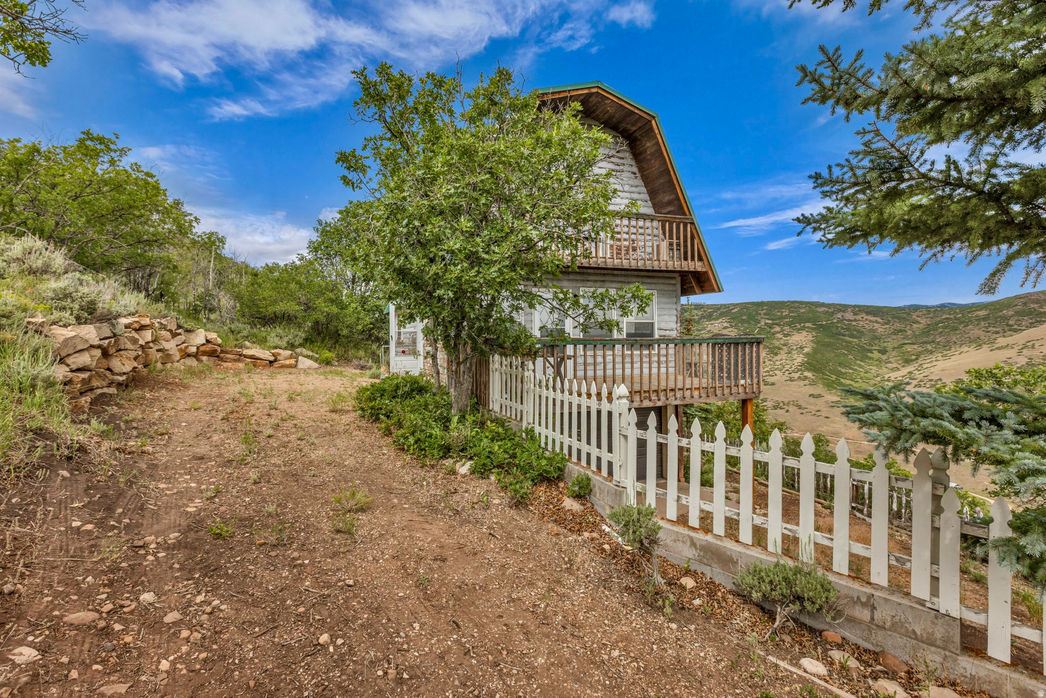 ROCKPORT ESTATES - Residential