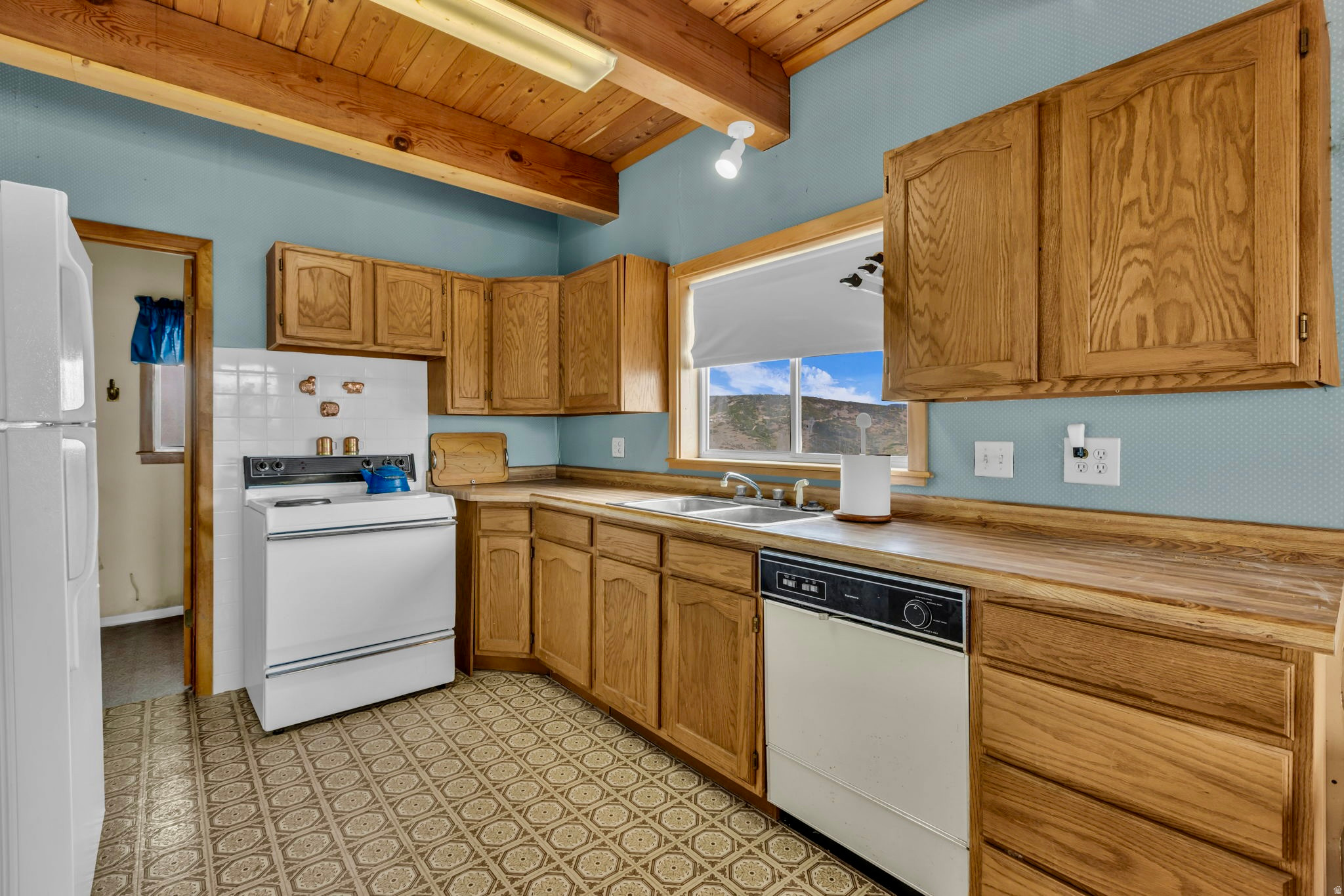 ROCKPORT ESTATES - Residential