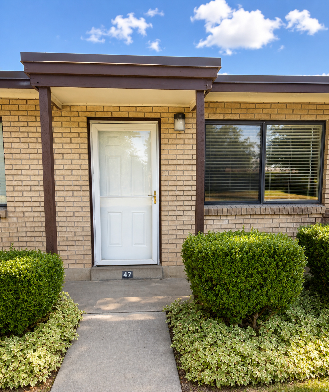 RIDGELAND DOWNS - Residential