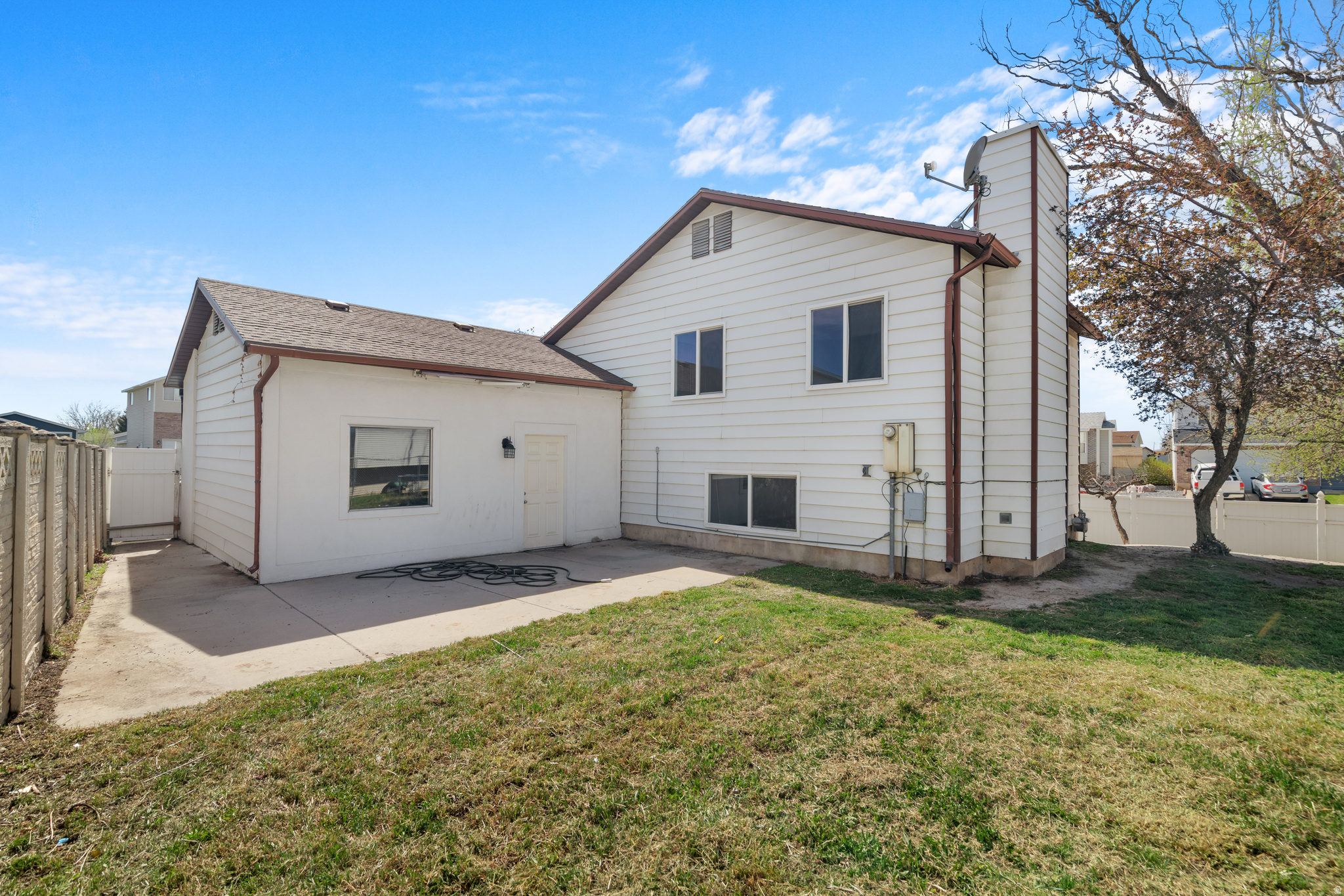 FAIRWAY PARK - Residential