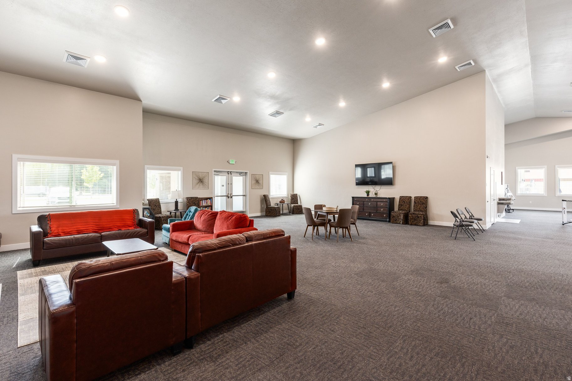 MAPLE LANDING - Residential