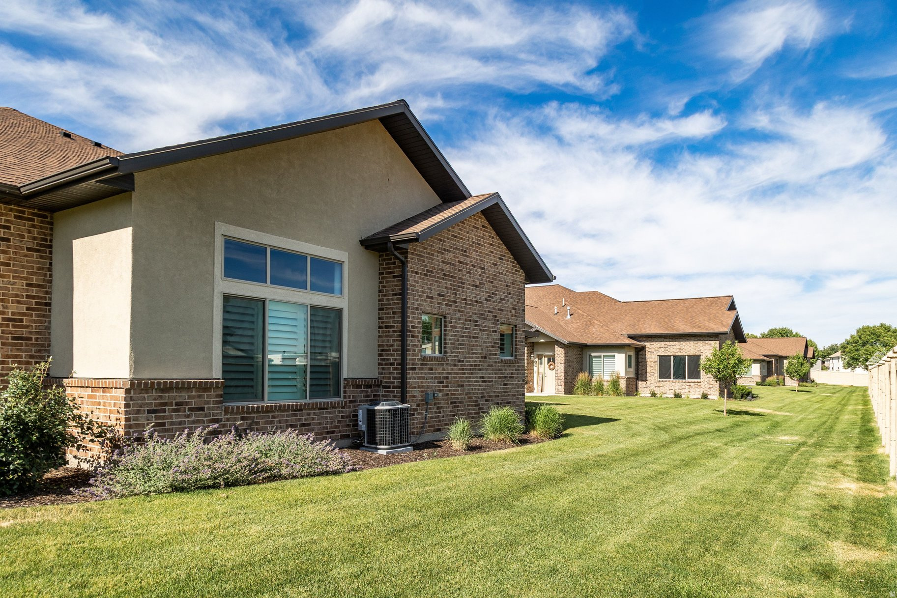 MAPLE LANDING - Residential