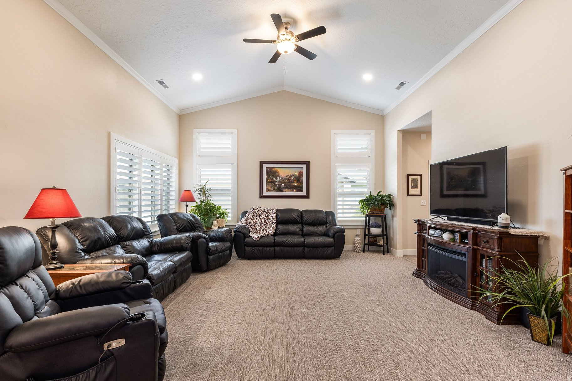 MAPLE LANDING - Residential