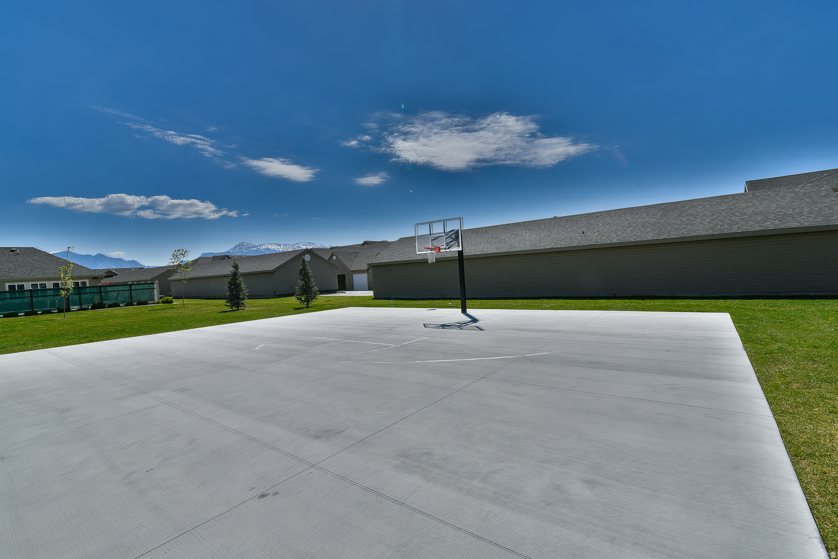 HILLCREST CONDO - Residential