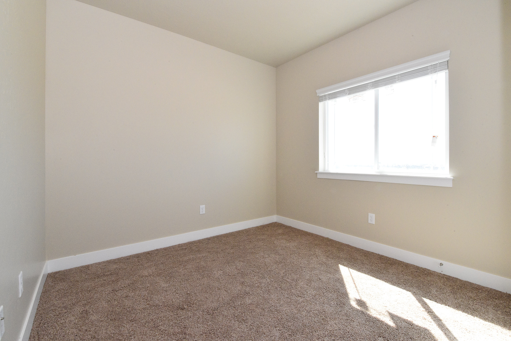 HILLCREST CONDO - Residential