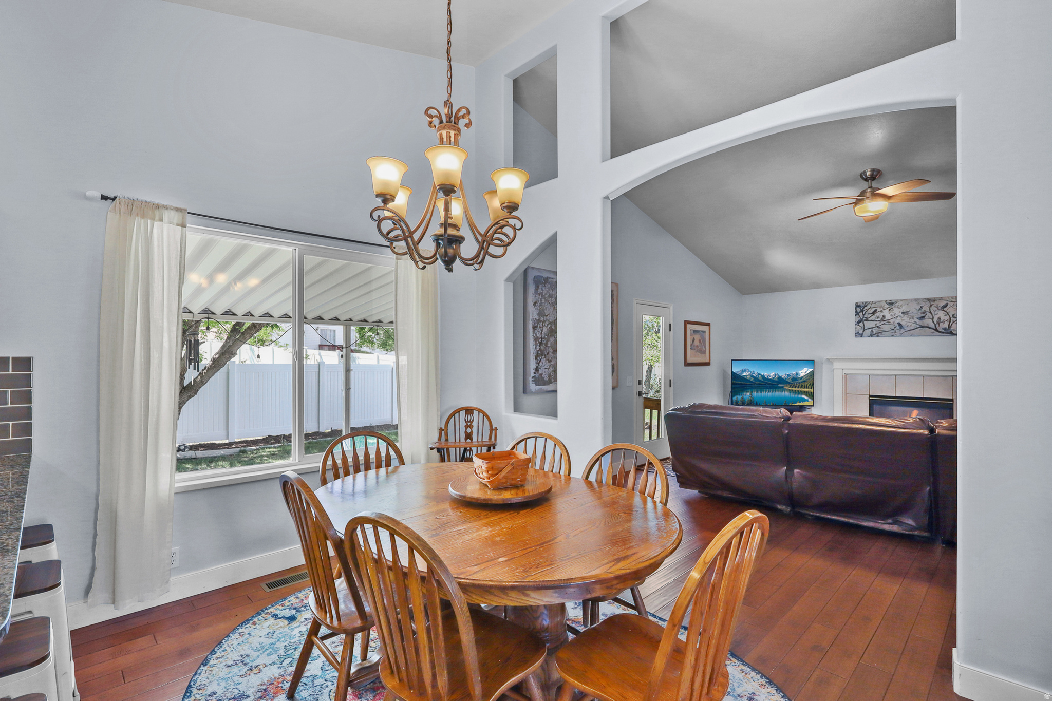 CEDARVIEW ESTATES - Residential