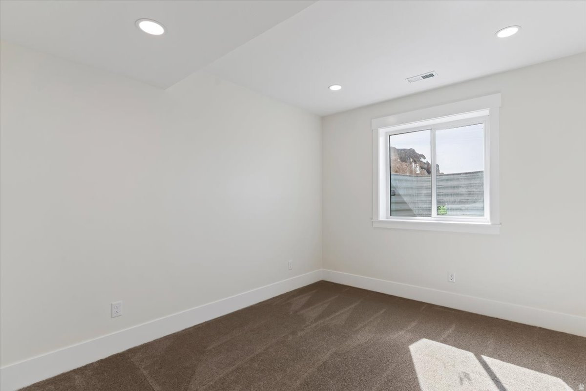 DEER CREST - Residential