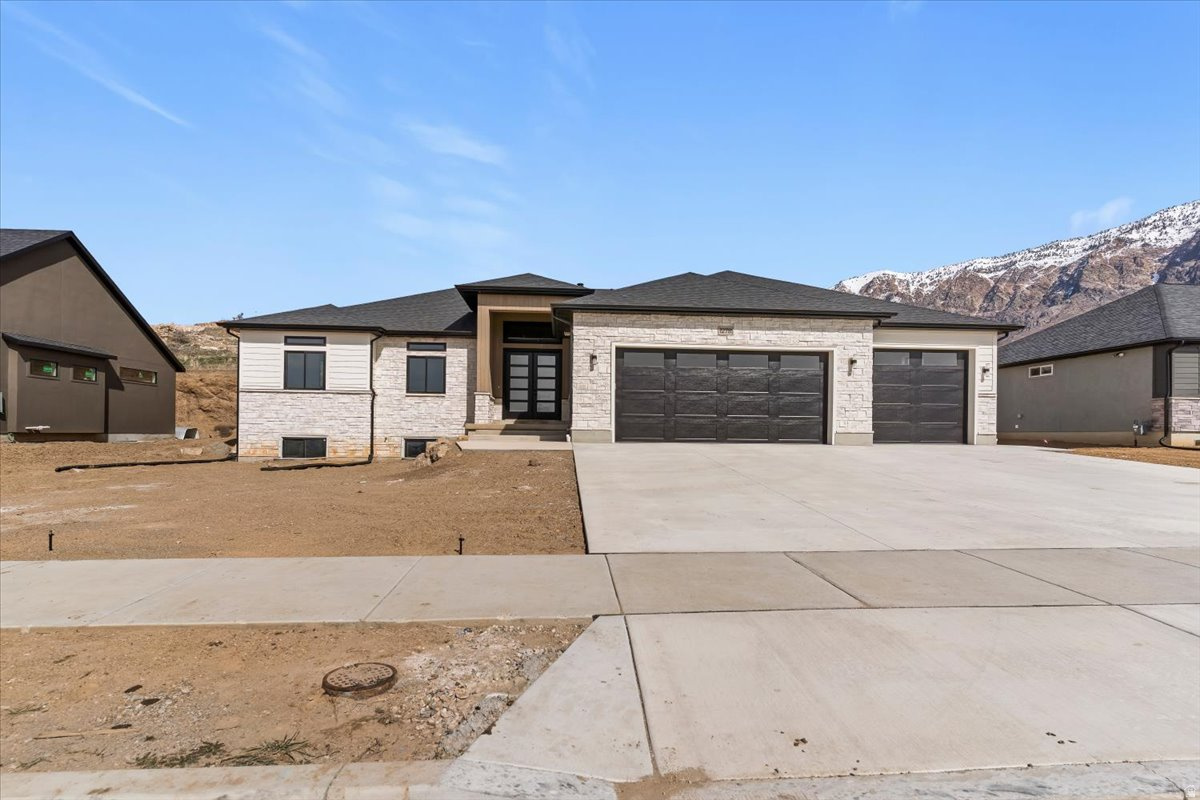 DEER CREST - Residential