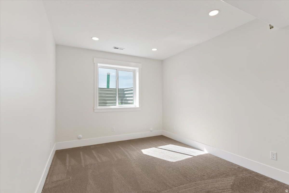 DEER CREST - Residential