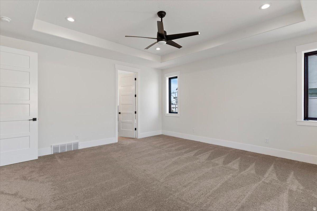 DEER CREST - Residential