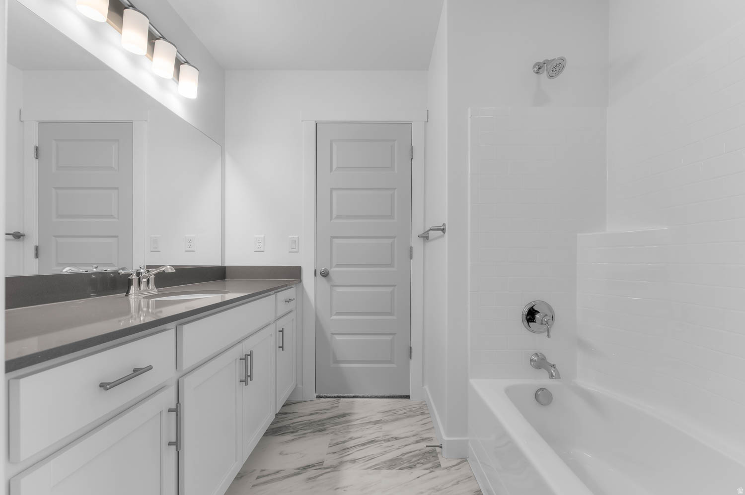 OVERLAND COTTAGE V2 284 - Residential