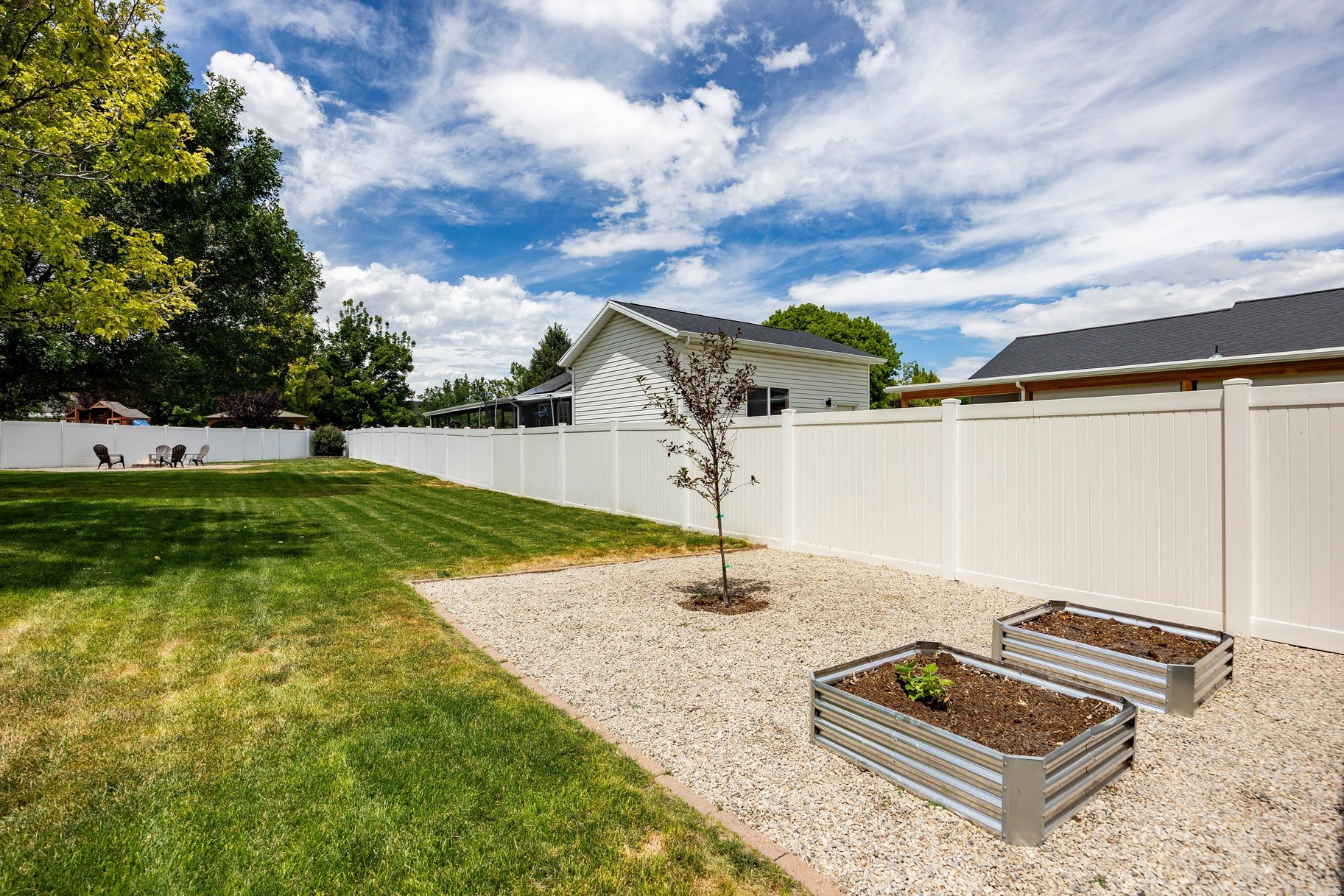 WOOD CREEK 2 - Residential