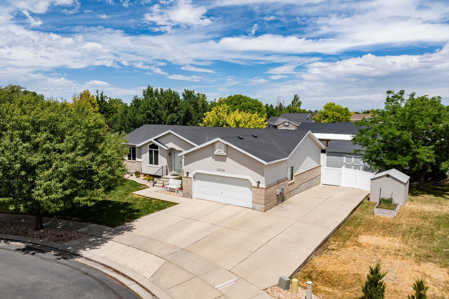 WOOD CREEK 2 - Residential