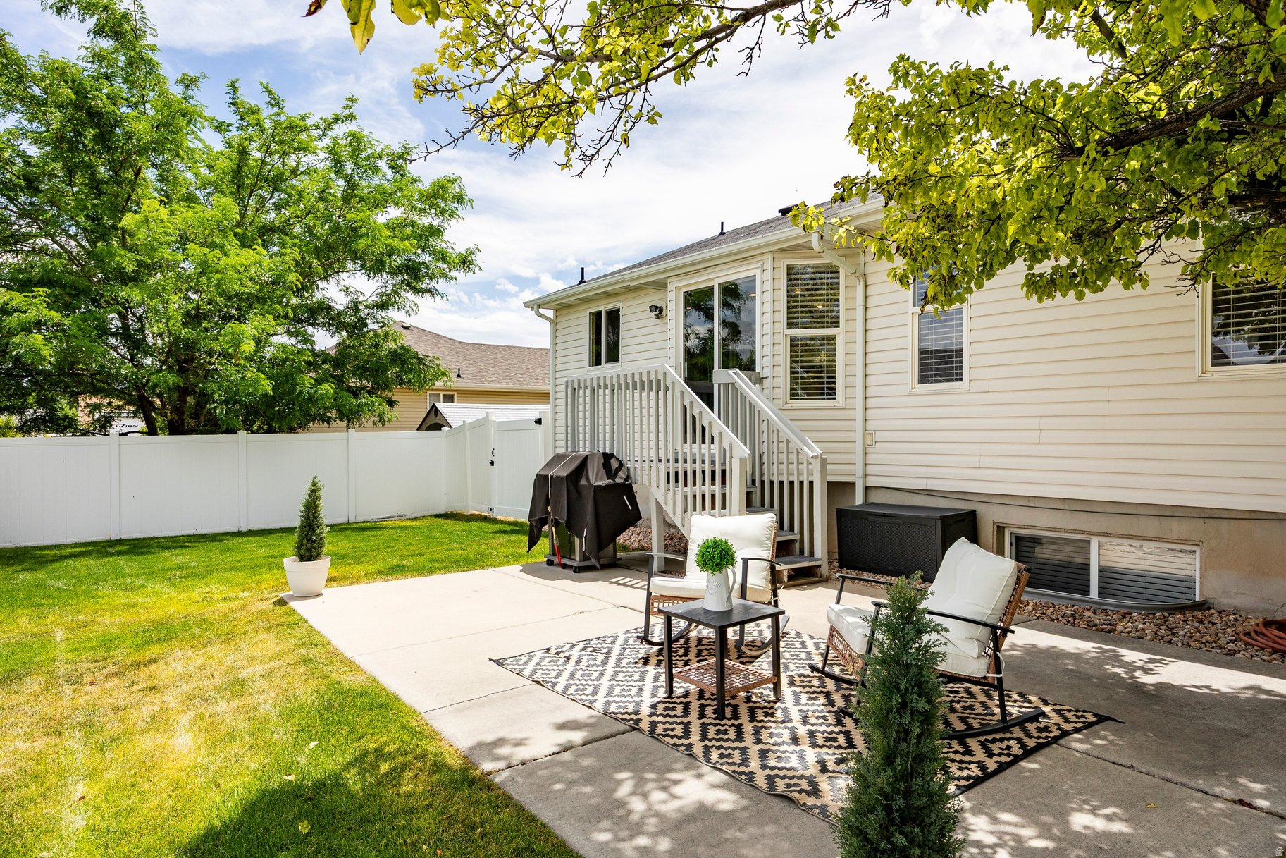 WOOD CREEK 2 - Residential