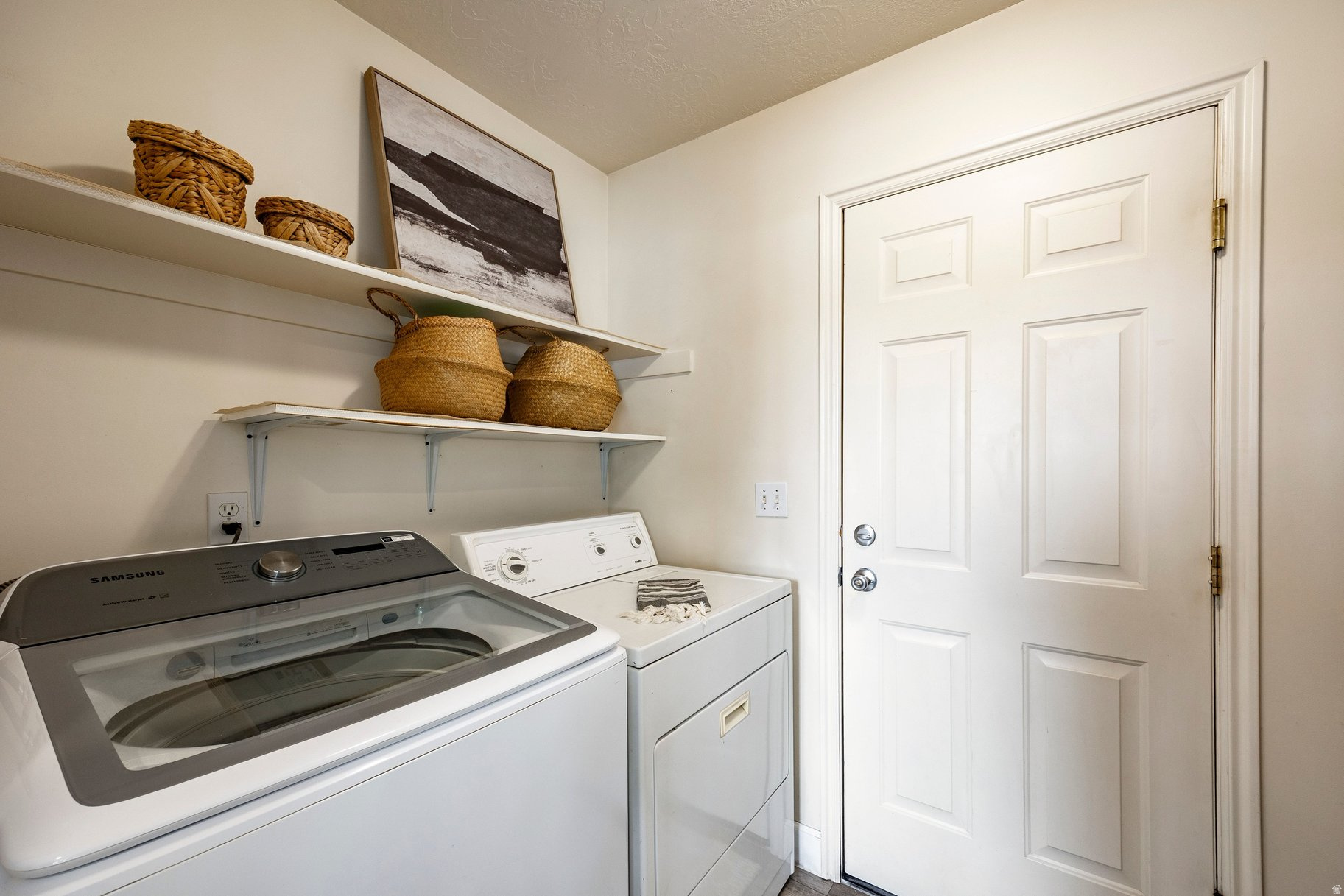 WOOD CREEK 2 - Residential