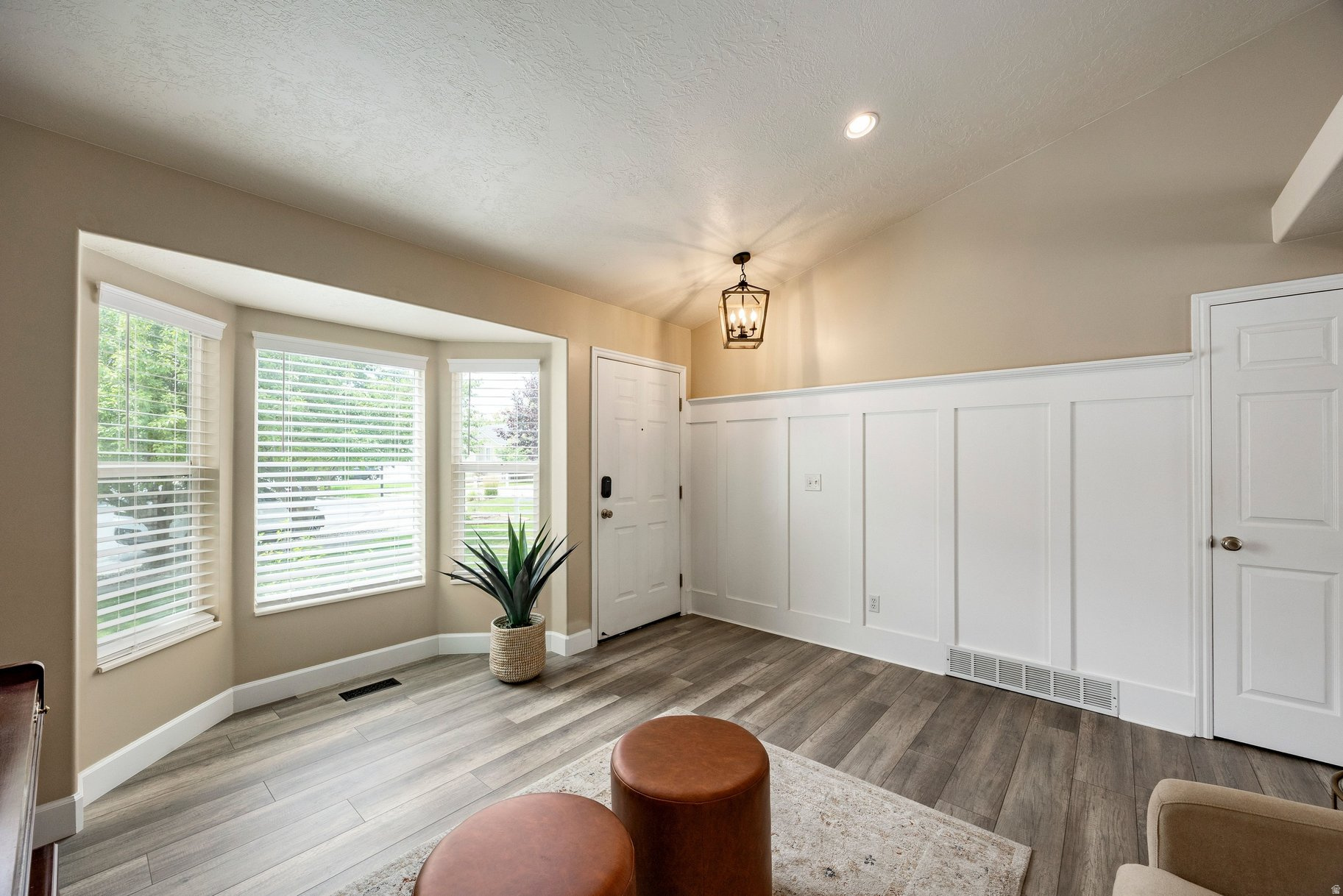 WOOD CREEK 2 - Residential